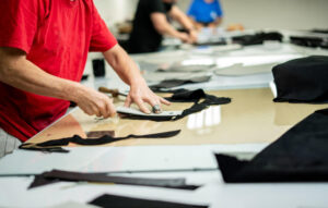 Read more about the article Start-up Vs Traditional Businesses: Two Hustles, Different Vibes